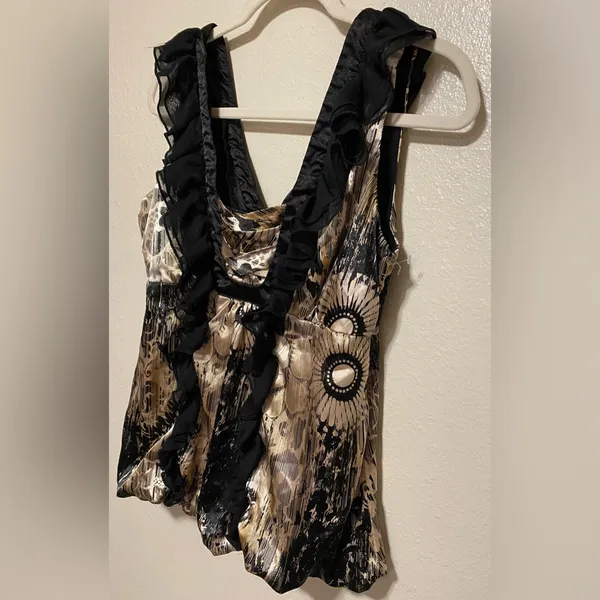 Grass Collection Ruffle Front Satin Tank | Black Cream Floral Blouse | Size M - Image 4