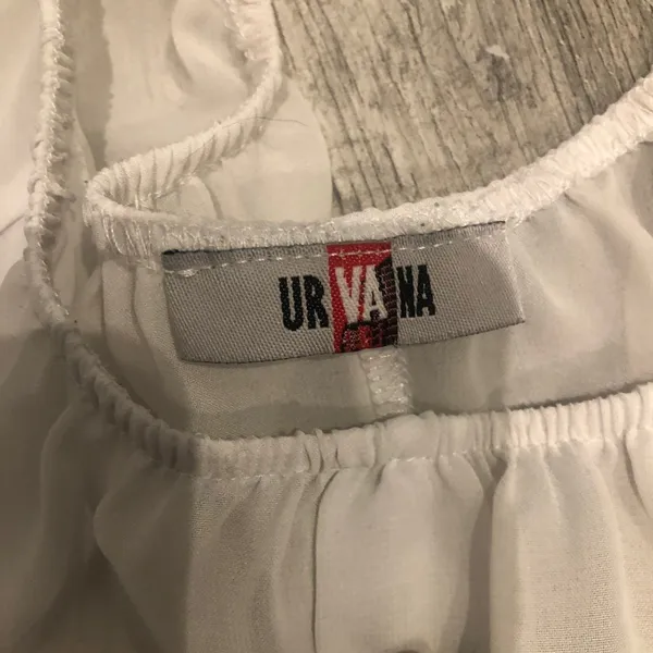 Urvana Plain Solid White Kind of Crop Top Ties in front on‎ bottom 3/4 Sleeves - Image 5