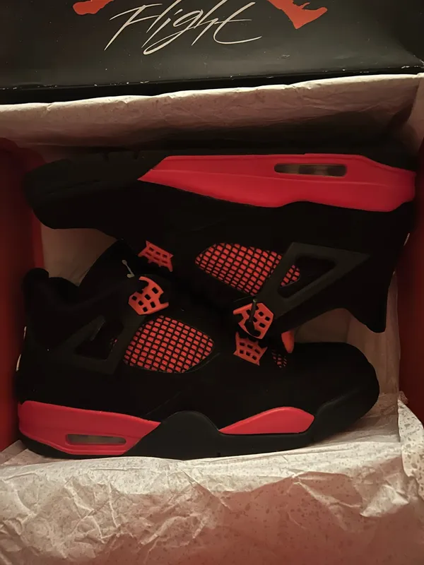 Jordan 4 black and red trainers - Image 4