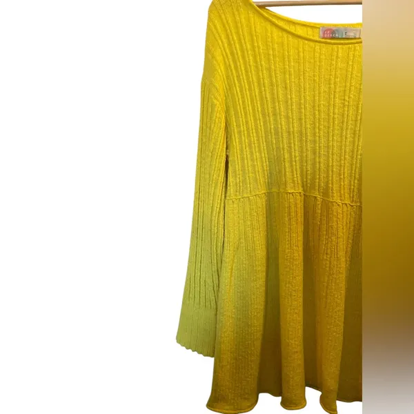FREE PEOPLE BEACH Bright Yellow Oversized Cover Up Sweater Size Medium - Image 5