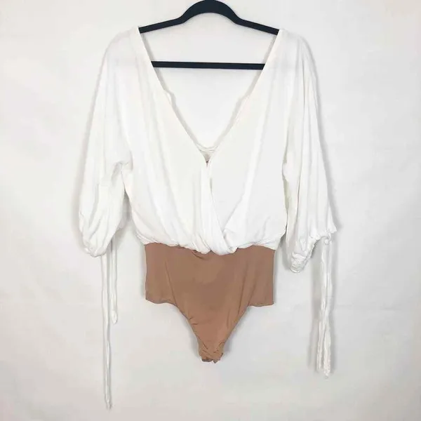 For Love & Lemons V-Neck White Womens Bodysuit Size Small - Image 2