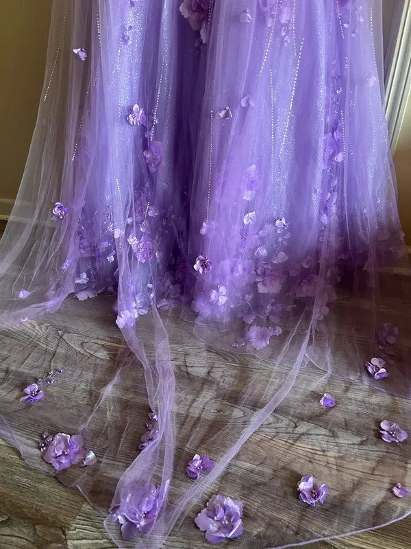 Ellie Wilde Lilac Embroidered Lace‎ Organza Sparkly Prom Dress w/Cape Sleeves 6 - Image 12