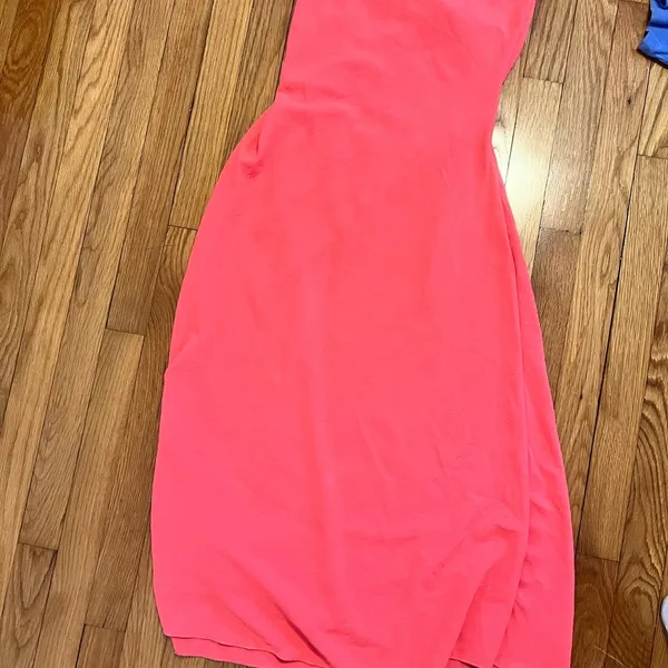 Vibrant Pink Strapless Dress - Image 2