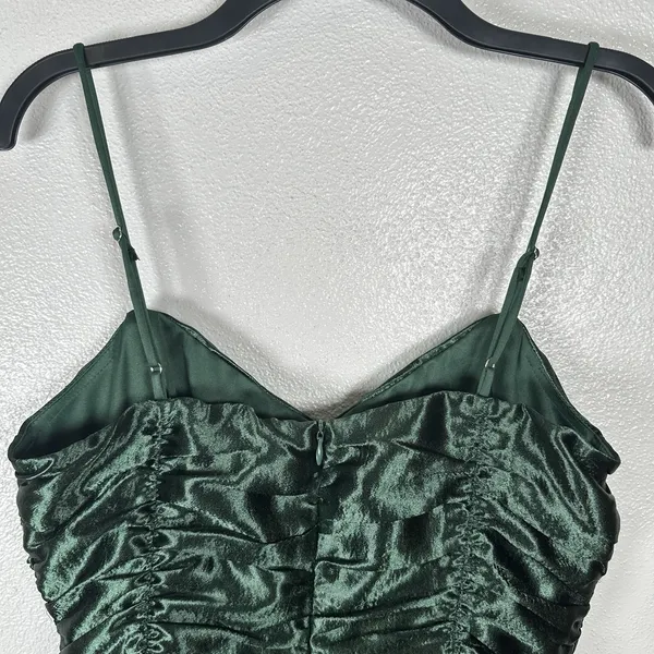 Lucy in the Sky Emerald Green Ruched Satin Mini Dress Sz Large‎ Party Homecoming - Image 4