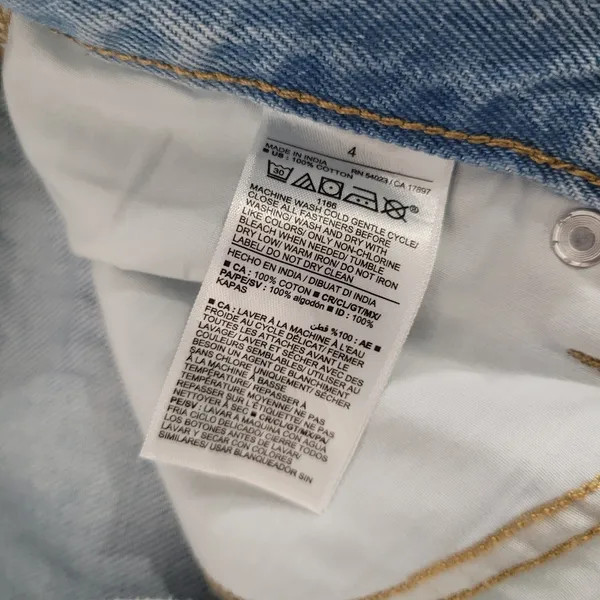 Old Navy High-Rise Slouchy Taper Jeans Light Wash Denim Women’s Size 4 - Image 9