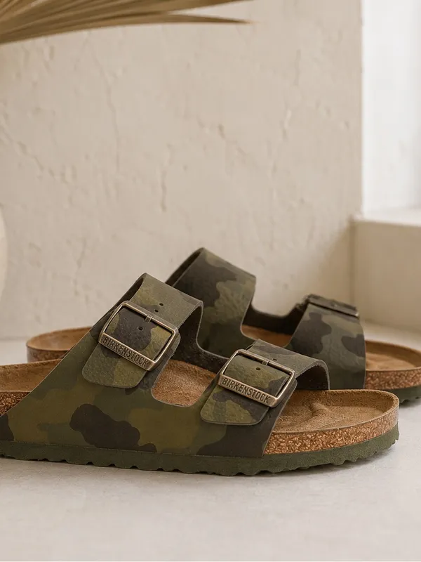Birkenstock Arizona Soft Footbed Camo Sandals Size 39 EU NWOT - Image 2