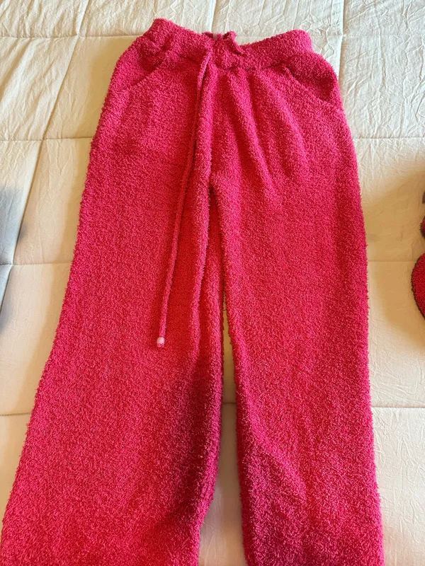 Amazon Pink Plush Matching Set - Image 4
