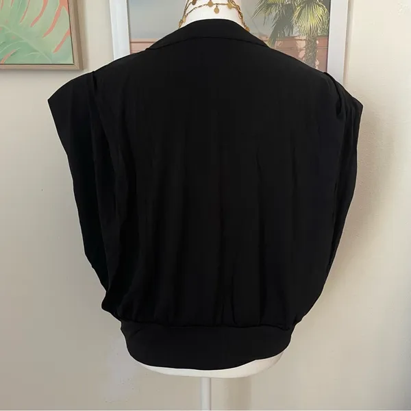 HALARA Yoga Notched Short Sleeve Top Black XL New - Image 5