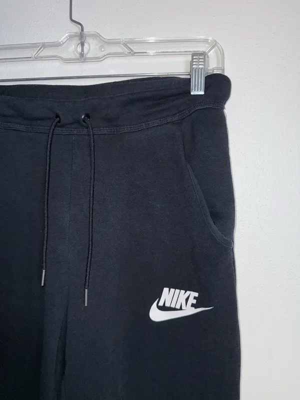 Nike Sportswear Club Fleece Jogger Sweatpants Black Logo Mid-rise - Image 3