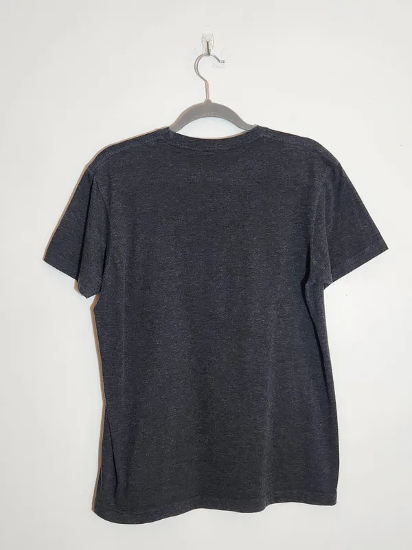 The Walking Dead Supply Drop Oceanside Cabin Motor Court Graphic Tee Size Large - Image 4