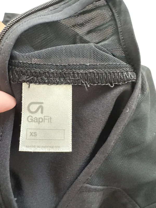 GAP FIT Women's Black One Piece Active Romper Size XS - Image 6