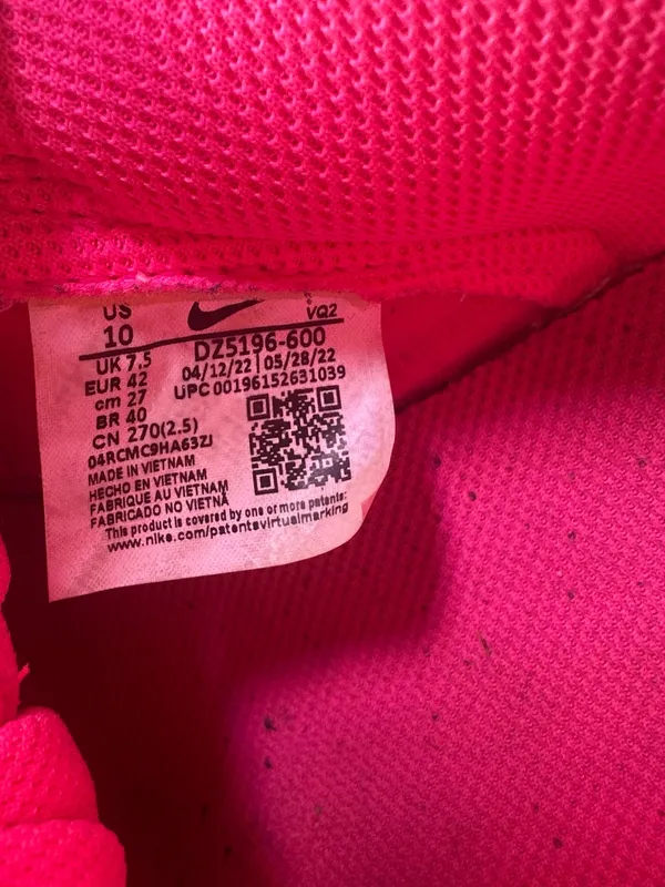 Nike Women's Hot Pink Low-Top Leather Sneaker - Image 11