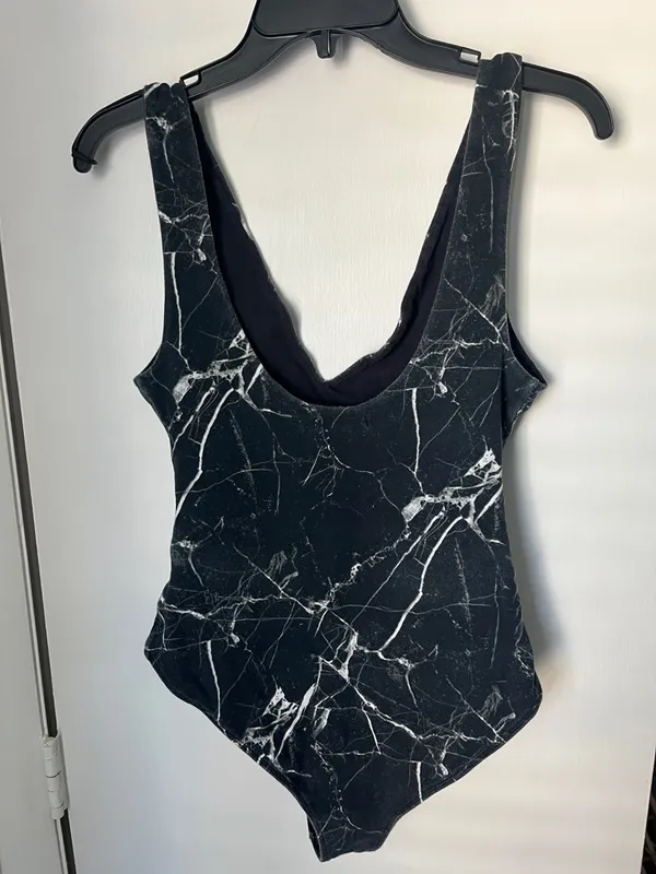 Kendall & Kylie Marble Print Bodysuit - Image 4