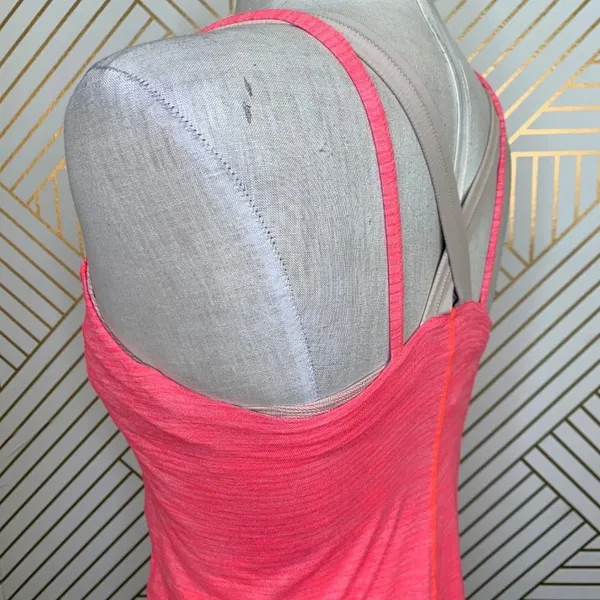 Lululemon Run For Gold Tank Heather Electric Coral‎ - Image 4