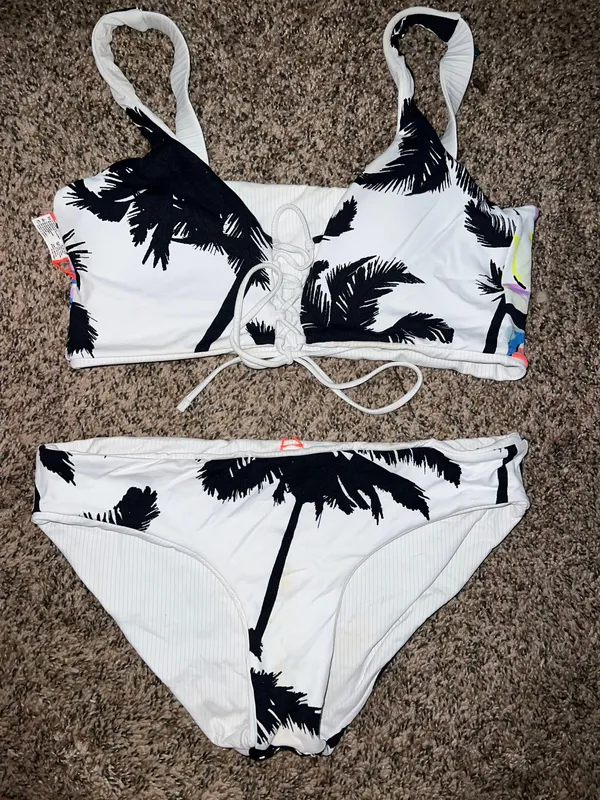 Dual Sided Black And White Swimsuit - Image 2