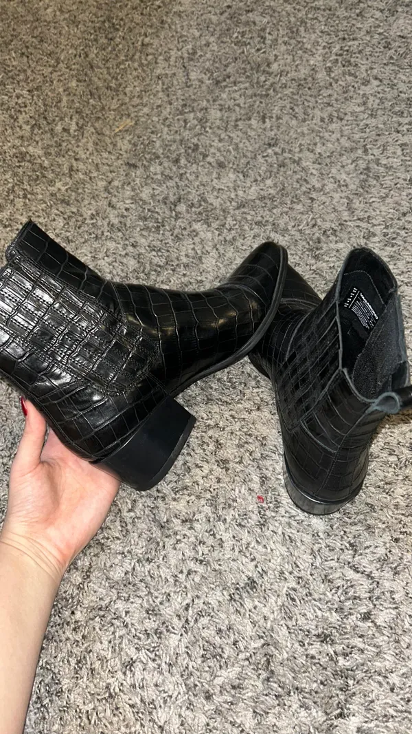 Vagabond Black Leather Platform Bootie - Image 2