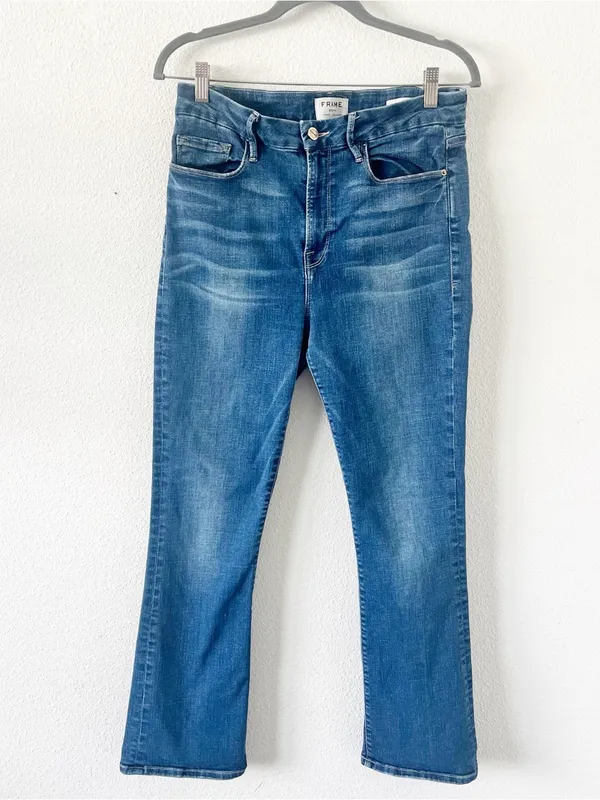 FRAME Le Crop Mini Boot Light Wash Cropped Denim High Rise Jeans - Image 2