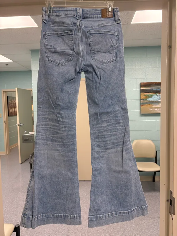 American Eagle Jeans - Image 2