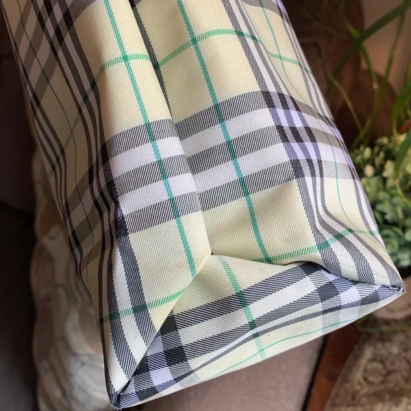 Authentic VINTAGE BURBERRY Checkered medium long tote - Image 4