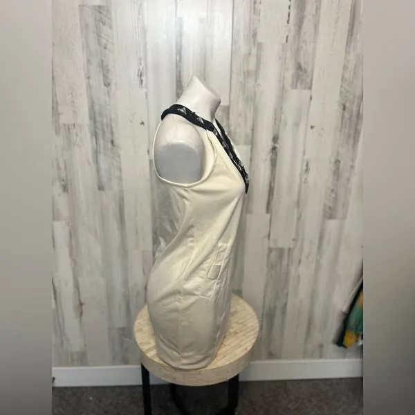 Dress White - Image 3