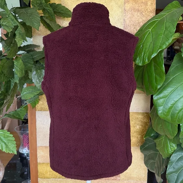 NEW Sage Women’s Maroon/Burgundy Fleece Outdoor Zip-Up Stand Collar Vest, Size S - Image 5