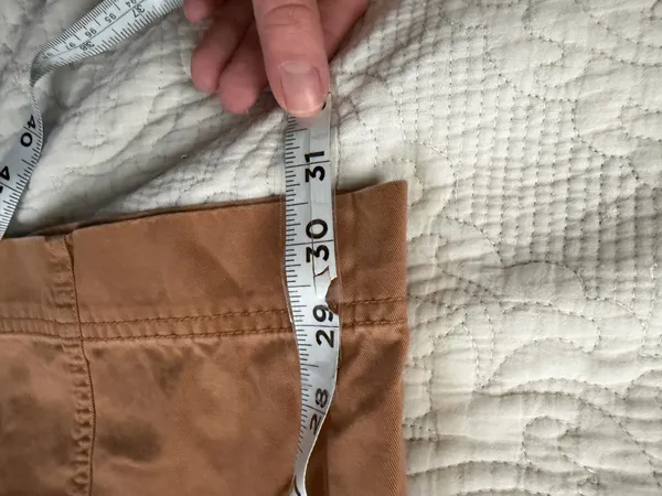 Abercrombie and fitch cargo pants size 25 - Image 4