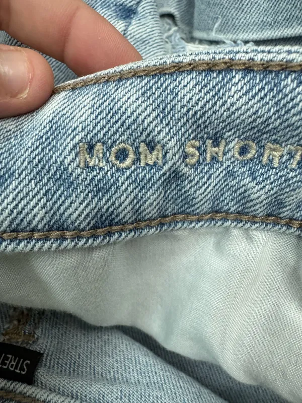 American Eagle Stretch Denim Mom Shorts Size 4 - Image 4