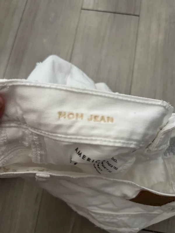 American Eagle Jeans - Image 10