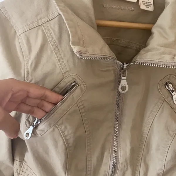 DKNY Jeans Jacket Small Khaki‎ Tan Utility Zip Up Multi Pocket 3/4 Sleeve - Image 5