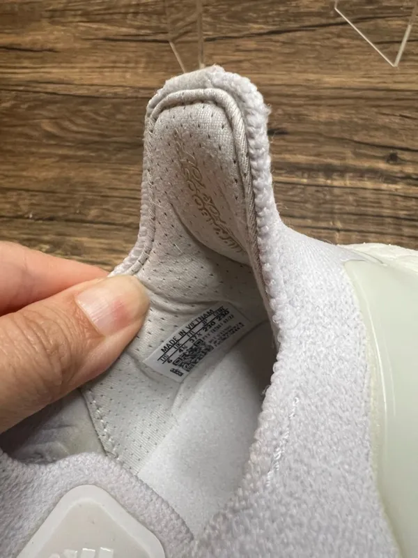 Adidas Ultraboost 20 White Women’s 6 Boost Running Shoes Continental - Image 7