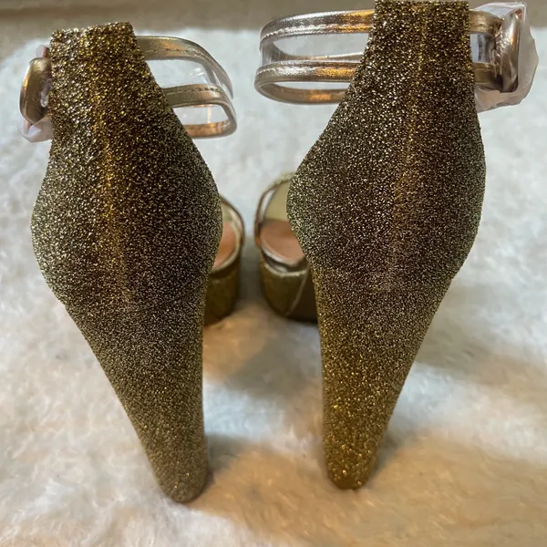 Bamboo Holiday Gold glam metallic glittery felt platform high chunky formal event heels - Image 4
