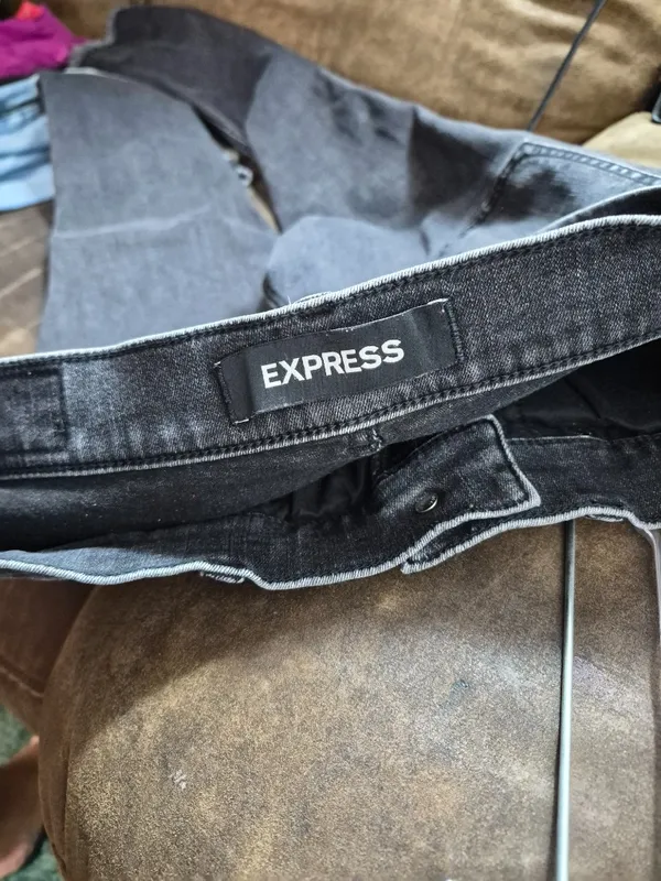 Express Ankle Legging Jeans 6R - Image 9