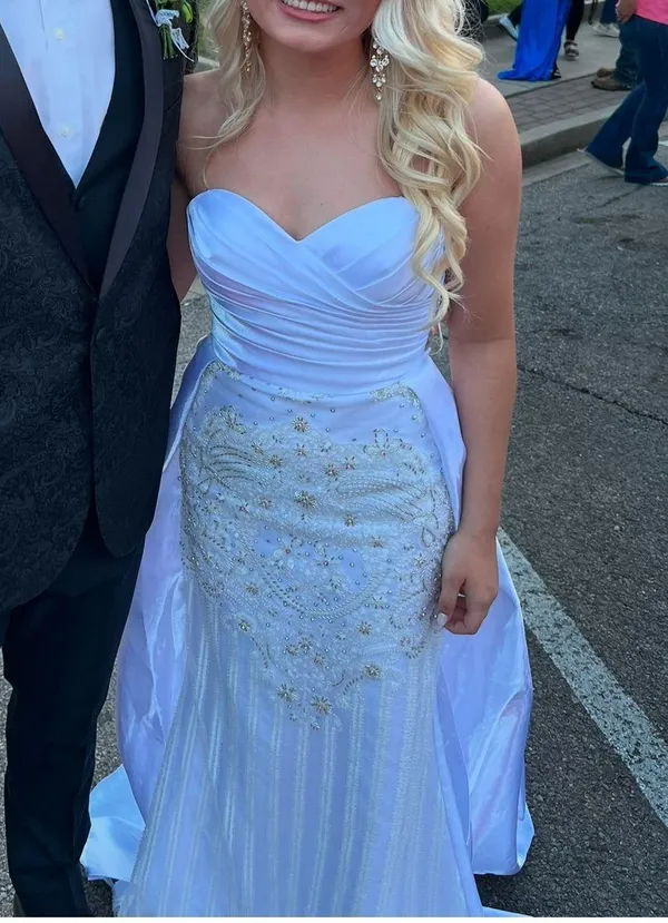 Jonathan Kayne Prom Dress - Image 2