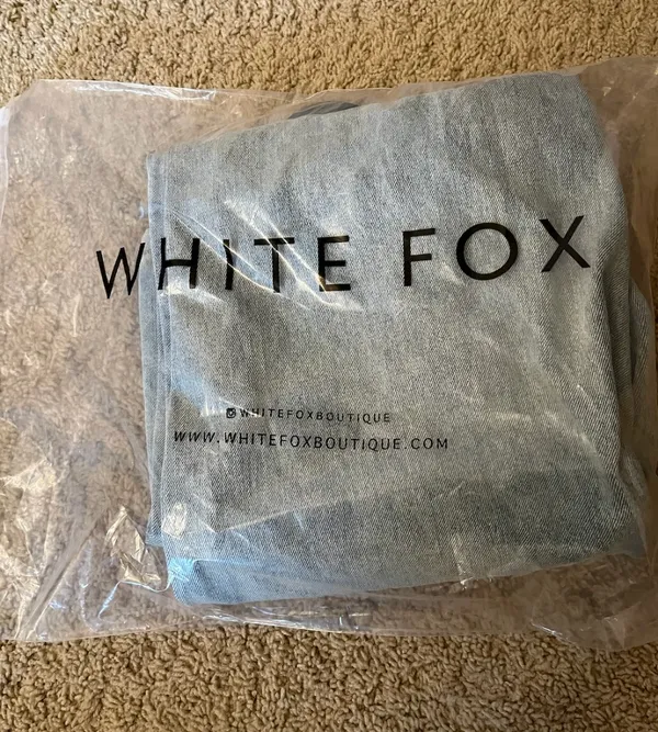 NWT White Fox Jeans - Image 3