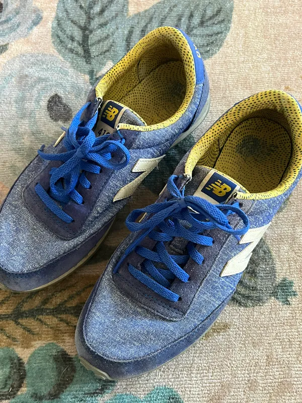 New Balance 410 Shoes - Image 2