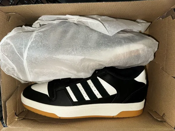 NWT Adidas Break Start Low - Image 3