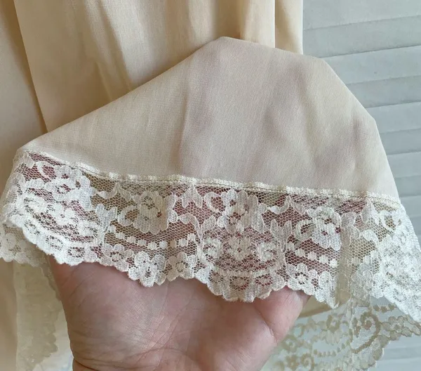 Victoria's Secret Vintage Cream Lace Slip Dress - Image 6