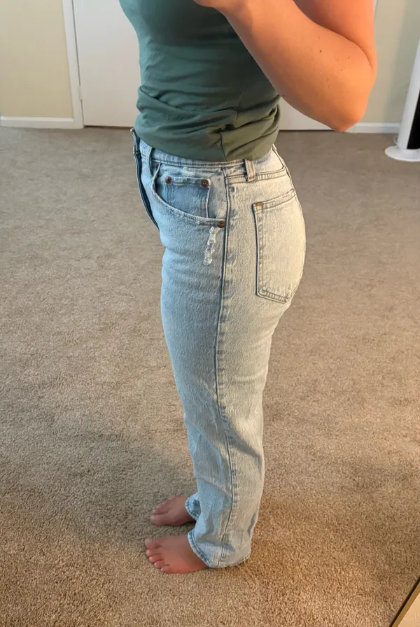 Abercrombie Ultra High-Rise Straight Jeans - Image 2