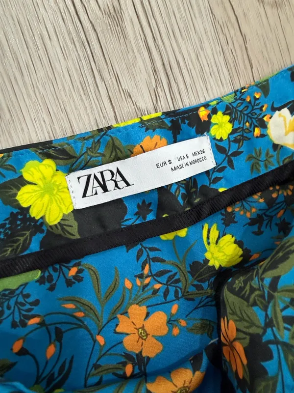 Zara skirt  - Image 3