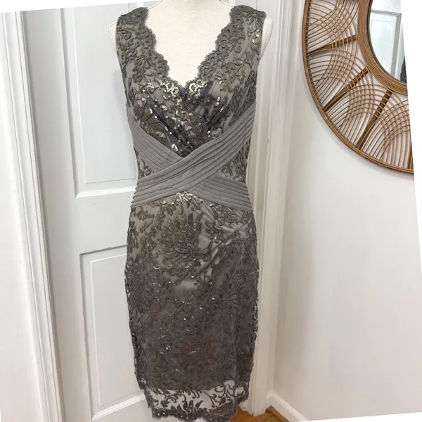 Tadashi Shoji Sequin Embroidered Sheath Dress Sz 6 Lace Cocktail Formal‎ Luxury - Image 3