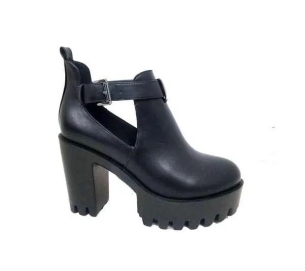 Chunky Lug Sole Bootie Black Size 5.5 - Image 4