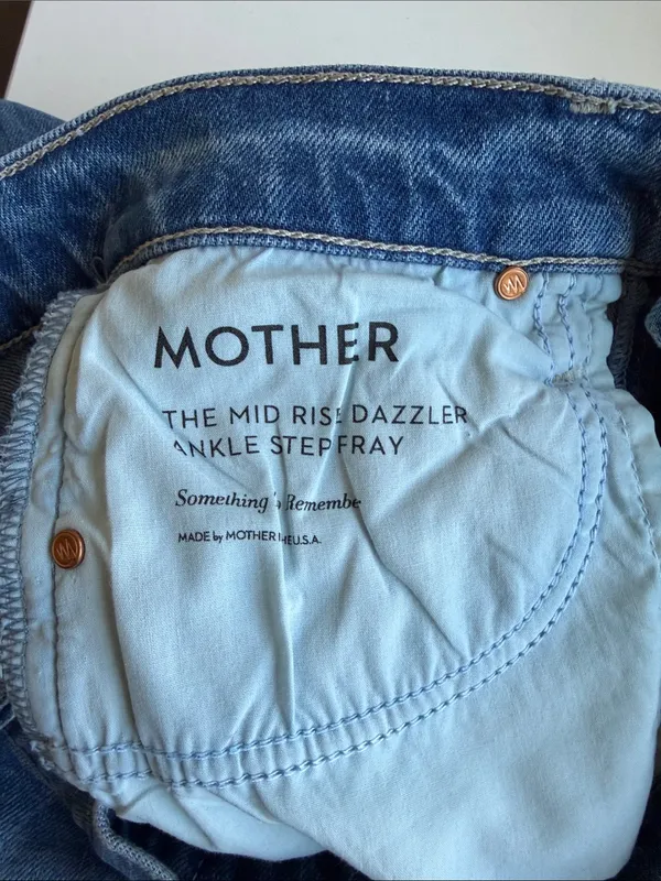 MOTHER Denim Mid Rise Dazzler Ankle Fray Jeans Riding Cliffside - Size 25 - Image 9