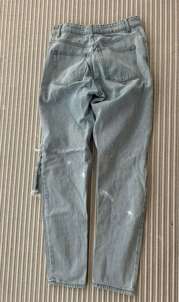 Adika Ripped Jeans - Image 4