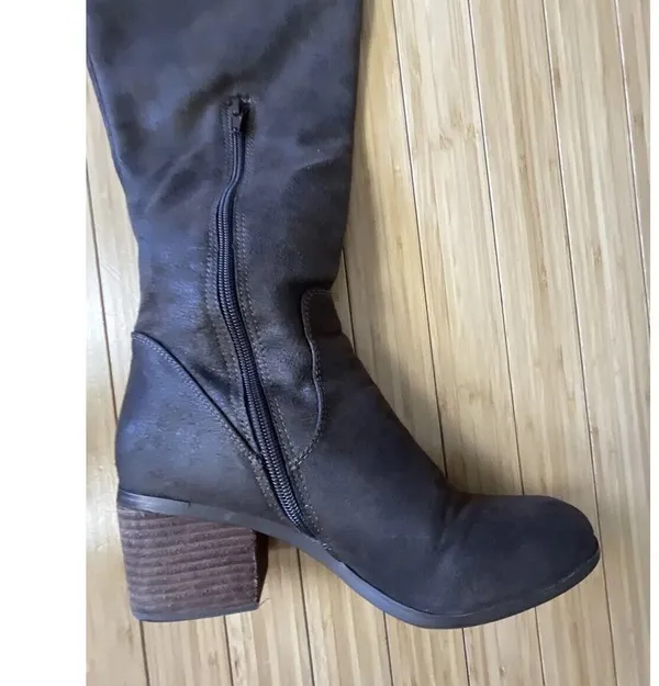 Report Fisher Women’s Boots Size 7.5 Riding Boot Over the Knee Brown Half Zip - Image 7
