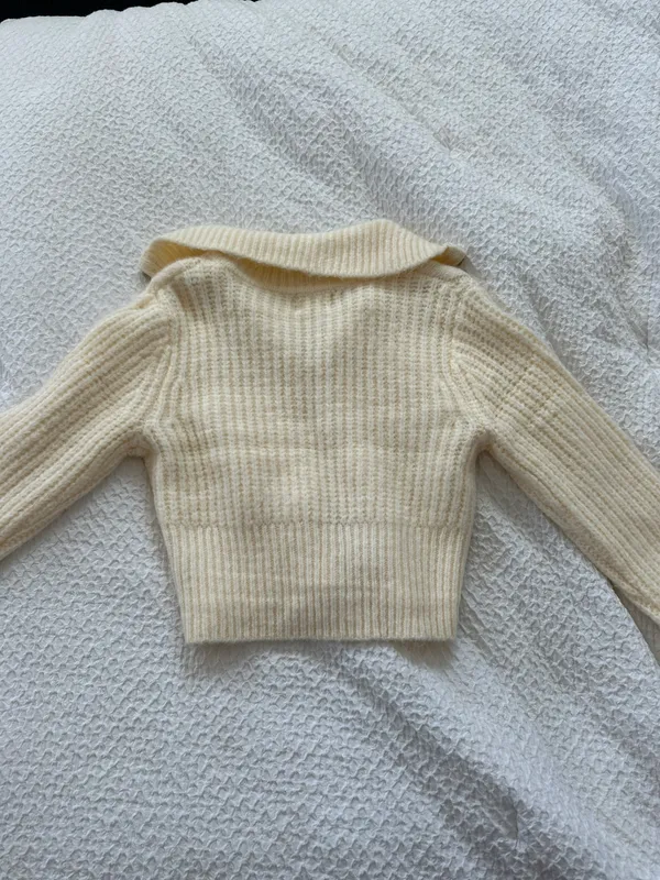 Sweater - Image 3