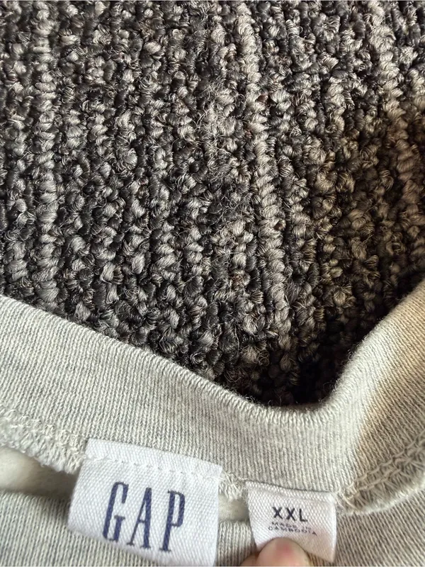 GAP Heather Gray Crewneck Sweatshirt with Metallic Logo XXL - Image 3