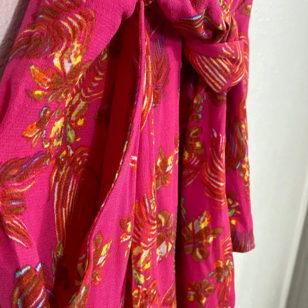 Free People Vibrant Pink Floral Jumpsuit Size 2 100% Viscose - Image 6