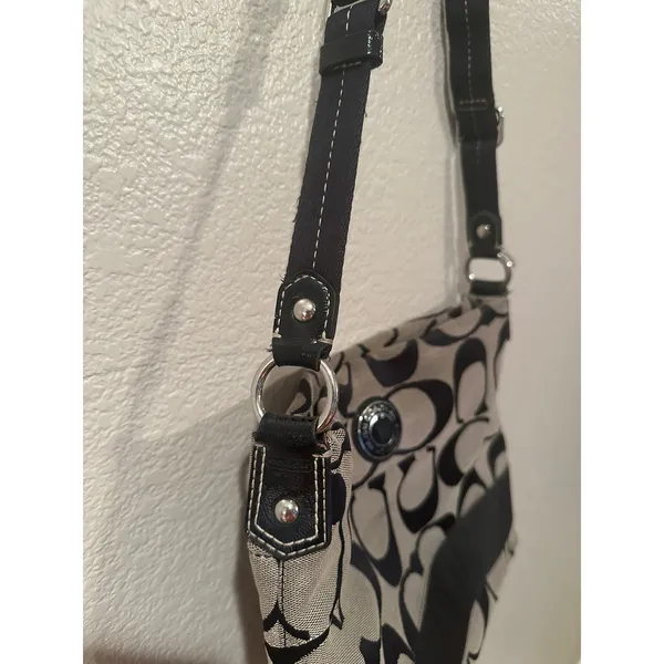 Coach Signature Stripe File Crossbody Zip Shoulder Bag F19220 Black Vintage Y2K - Image 5