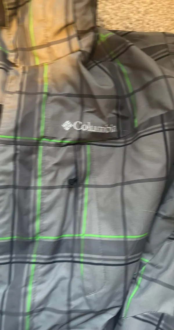 Columbia Winter Coat - Image 3