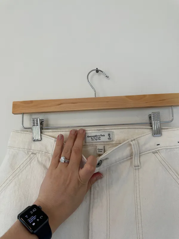 Abercrombie & Fitch The 90s Ultra High Rise Carpenter Jean White - Image 10
